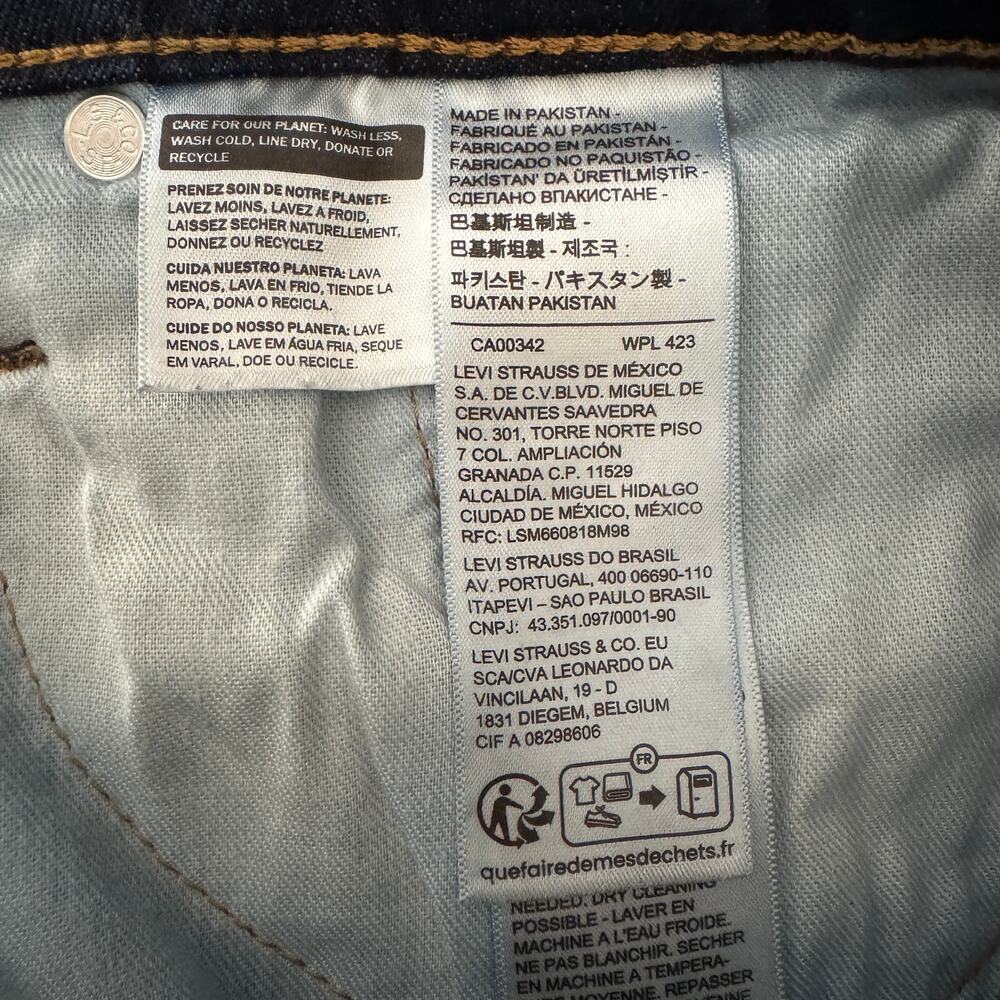 Levi's 502 Taper Fit Jeans - Size 32 x 30 - Picture 7 of 9